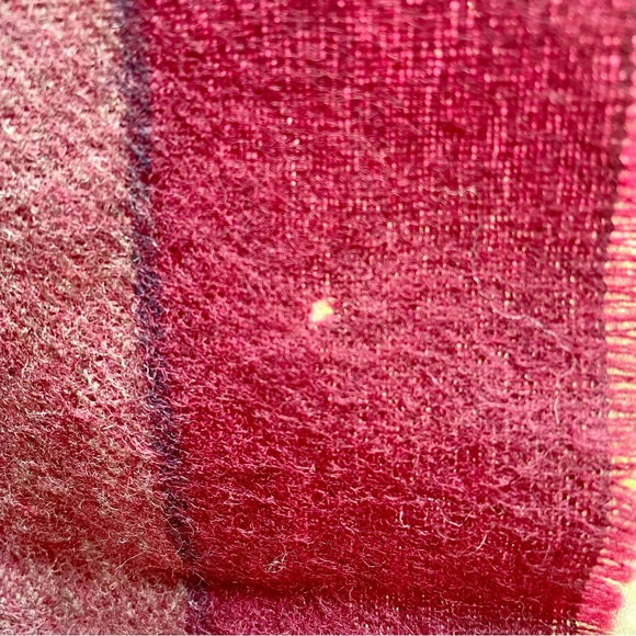 Vintage Plaid Merino Wool Scarf - Picture 5 of 7